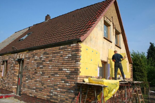 1401802551_sanierung_klinker_dachziegel