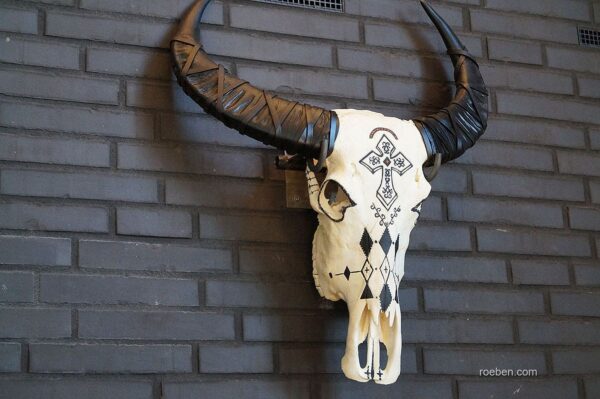 1462775651_roeben_klinker_faro_the_ash_4