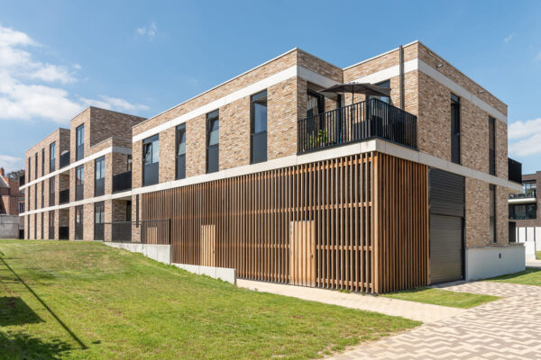 Nel_Lier_Btrtn_Mrnllo_Csss_AutrN70_118_1-OK0O