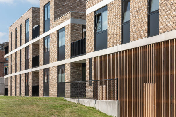 Nel_Lier_Btrtn_Mrnllo_Csss_AutrN70_119_1-JJNT