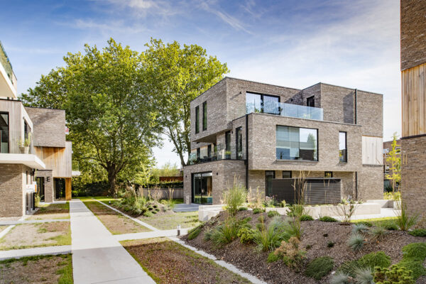 Roca_010_website-DTHG