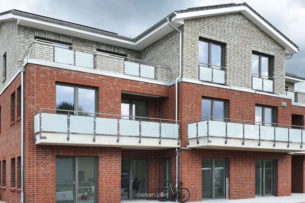 WIESMOOR-hellrot-bunt_-hellgrau-bunt_Harsefeld-Rellerbach_(C)agwp