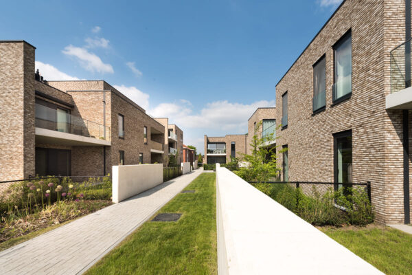 nel_diest_hndlspl_arte09-website–YUHV