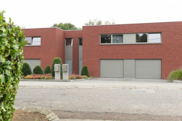 nelissen_AUBERGINE_10-ZJ5A