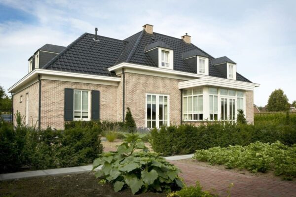 Peerbooms – MeuwissenMulderstraat 156101 GM Echt – Nederland