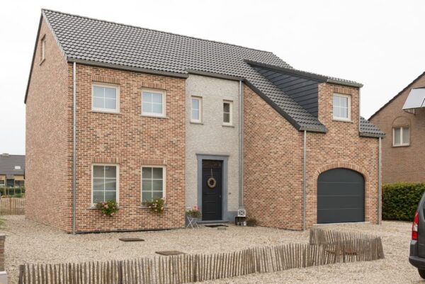 nelissen_OUD-GOTISCH_4-RB0J