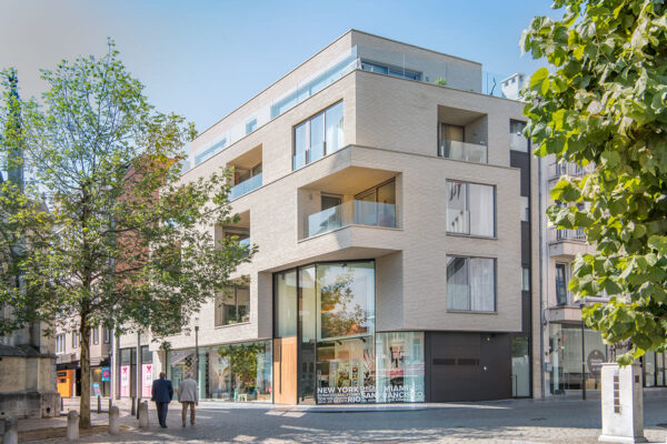 nelissen_WIT-WASSERSTRICH_1_website-MGZ9