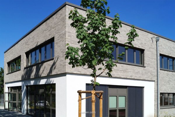 AARHUS-grau-bunt_Mensa_Niederkassel-Ranzel_SAD-(3)