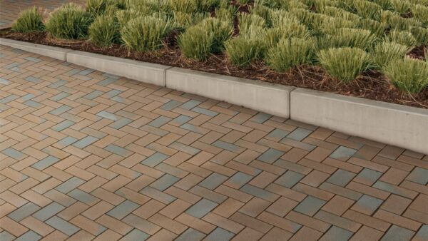 ABC-Klinker_396851_Pflasterklinker_Kiel-heidebunt_200x100x52_Referenz_1024x576