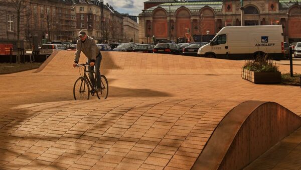 ABC-Klinker_Pflasterklinker_488230_Kopenhagen-gelb-Kohlebrand_Objekt-Dantes-Platz-Kopenhagen-Dänemark_Referenzen-3