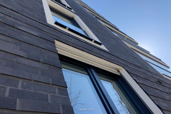 TOULOUSE schwarz-nuanciert Relief_II